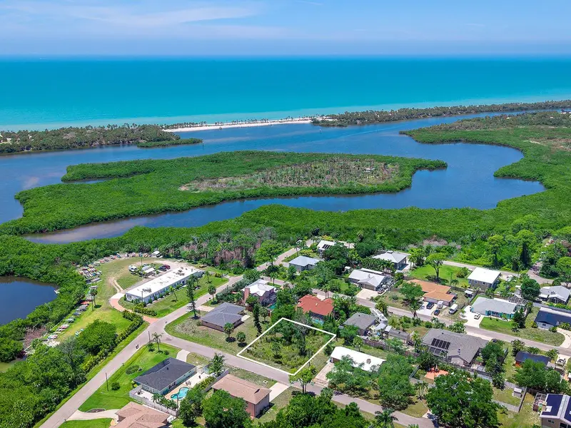 Everest Rd, FL