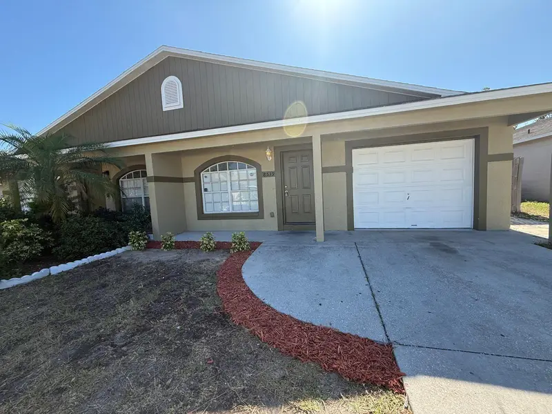 8539 N Hyaleah Rd, FL