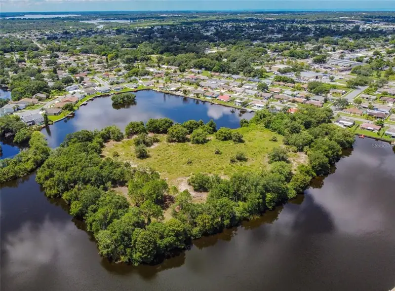 0 Berry Hill Rd, FL