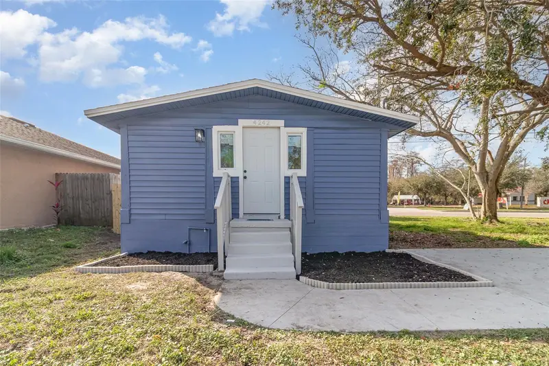 4242 Raleigh St, FL