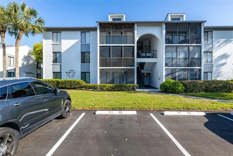 1182 Pine Ridge Cir W #A2, FL