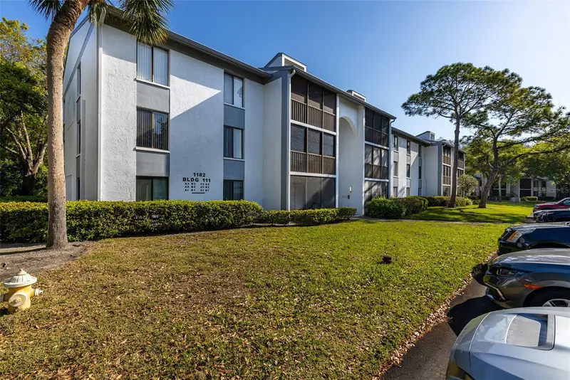 1182 Pine Ridge Cir W #A2, FL