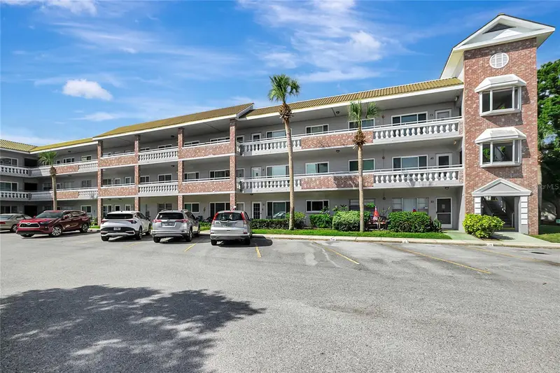 2461 Rhodesian Dr #73, FL
