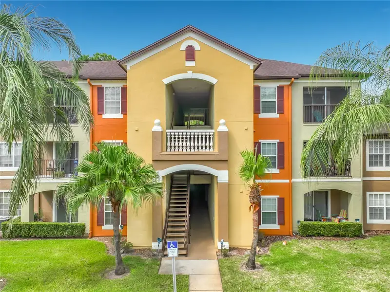 738 Crest Pines Dr #728, FL