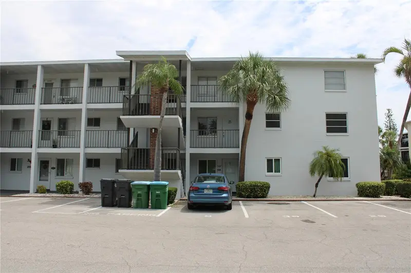 2423 60th Ave W #K29, FL