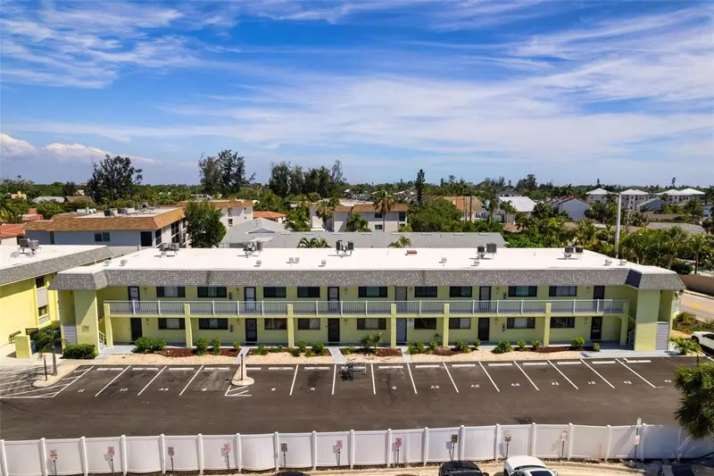 6703 Midnight Pass Rd #101, FL