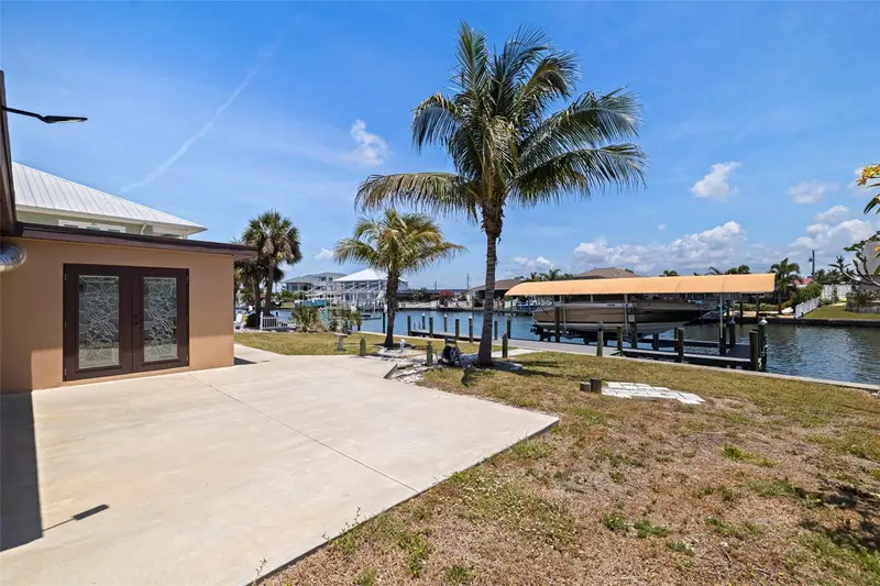 5108 Commonwealth Rd, FL
