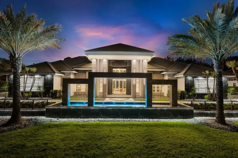 420 Wingspan Dr, FL