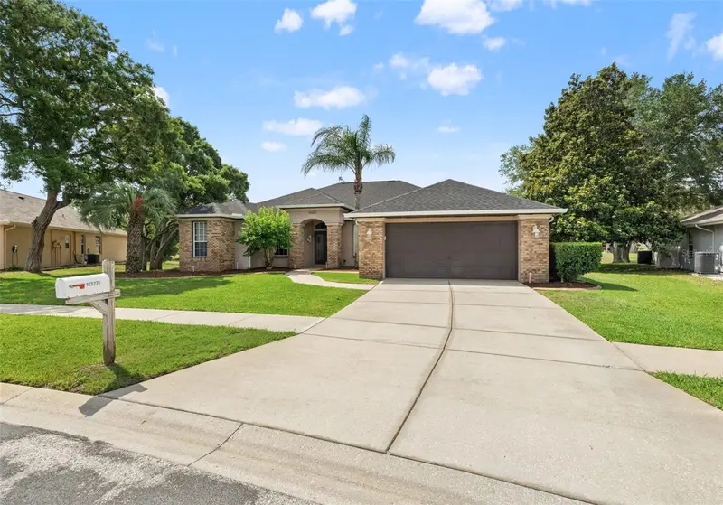 10327 Velvetseed Cir, FL