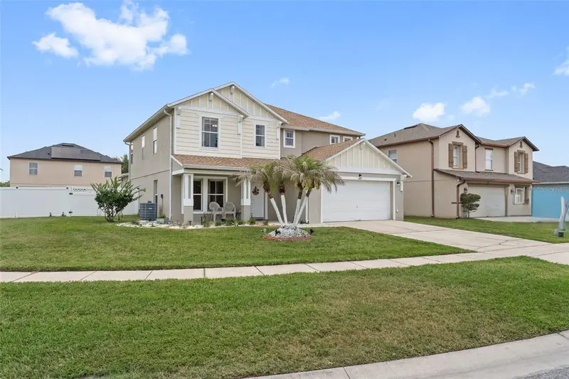 831 Neptune Pointe Ln, FL