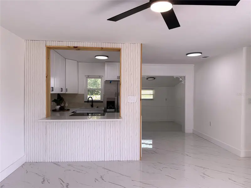 4100 Garden St, FL