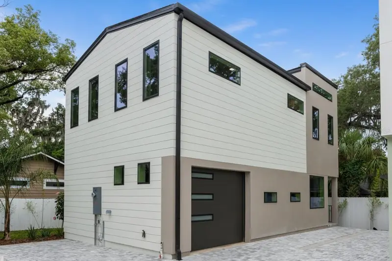 102 W Princeton St, FL
