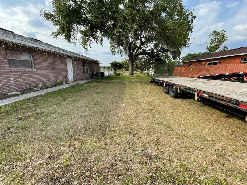 Skyview Dr, FL