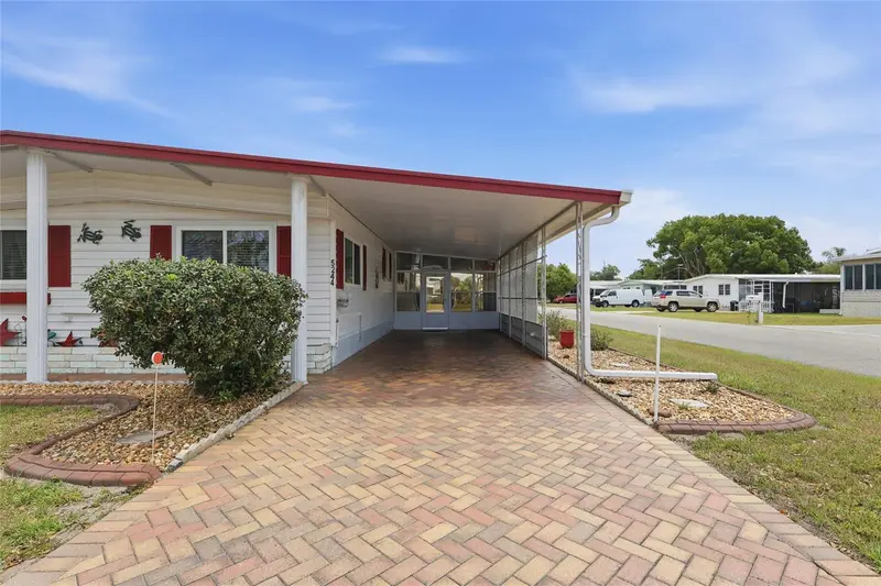 5244 Mohawk St, FL
