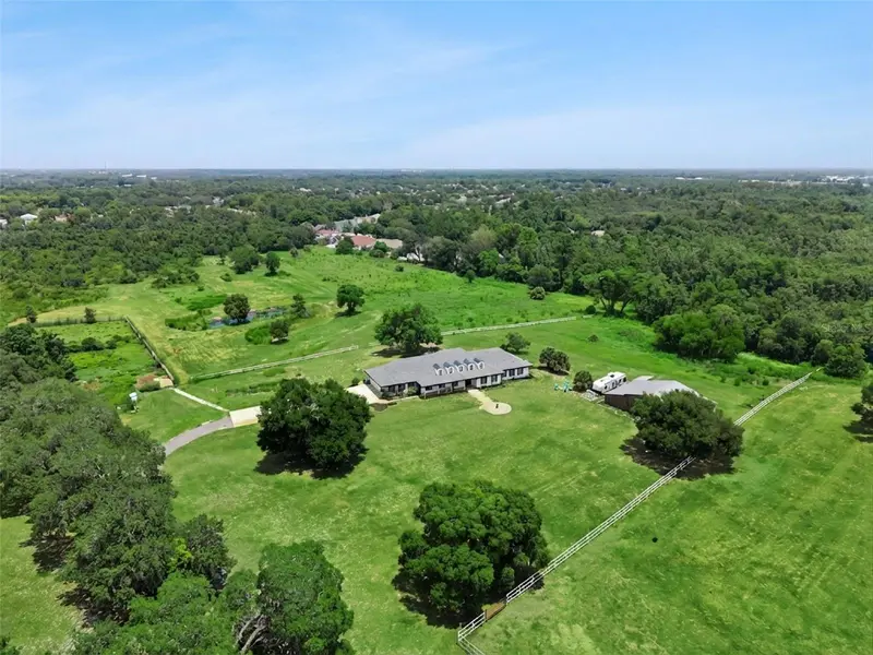 5750 Oak Hollow Ln, FL