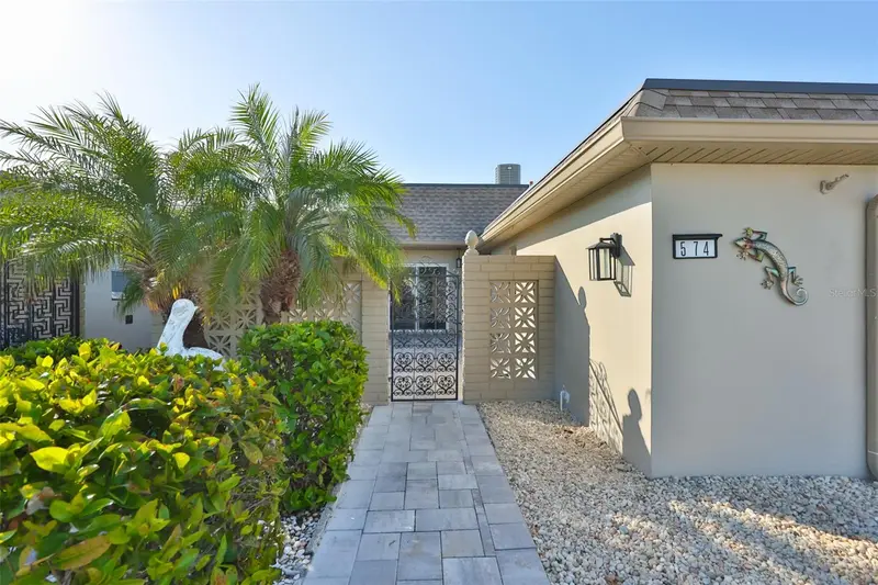574 Boca Ciega Point Blvd N #2205, FL
