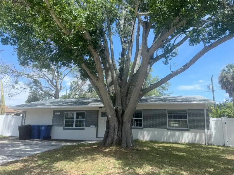 1779 Shore Acres Blvd Ne, FL