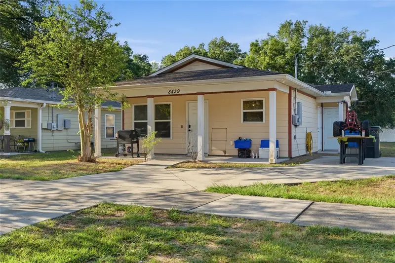 8439 Radio Ln, FL