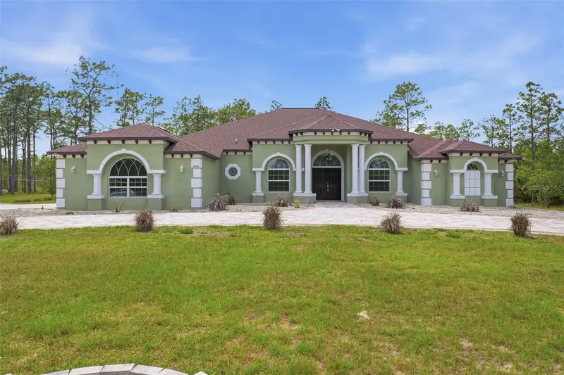 18043 Palmdale Rd, FL