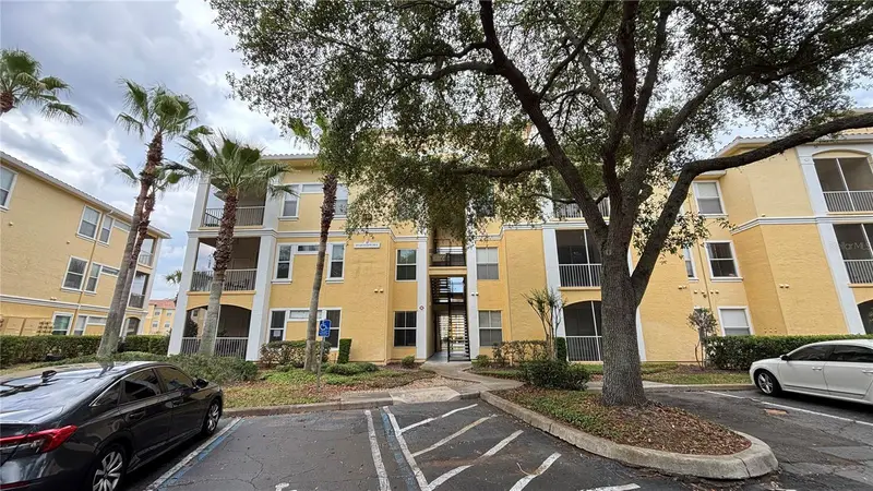 1325 Lake Shadow Cir #12104, FL