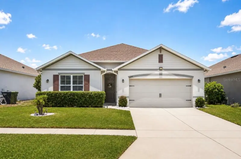 3155 Country Club Cir, FL