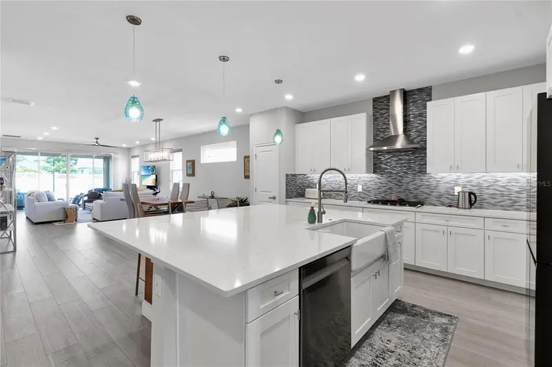 5344 Wishing Arch Dr, FL