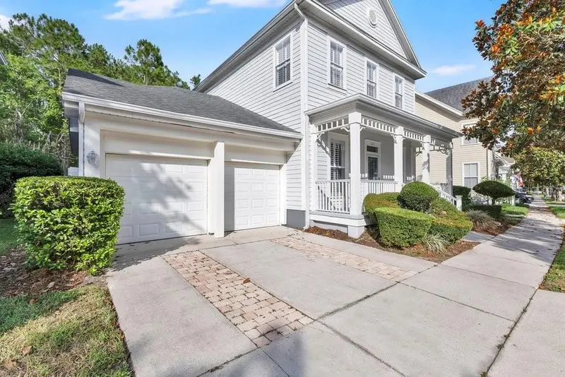 1013 Maiden Ter, FL