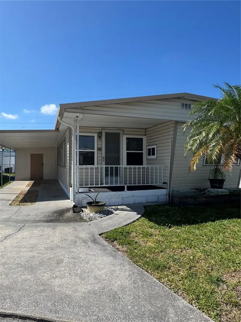 118 52nd Ave W, FL