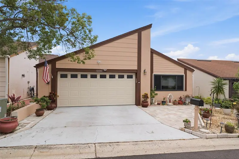 12226 Cider Mill Ln, FL