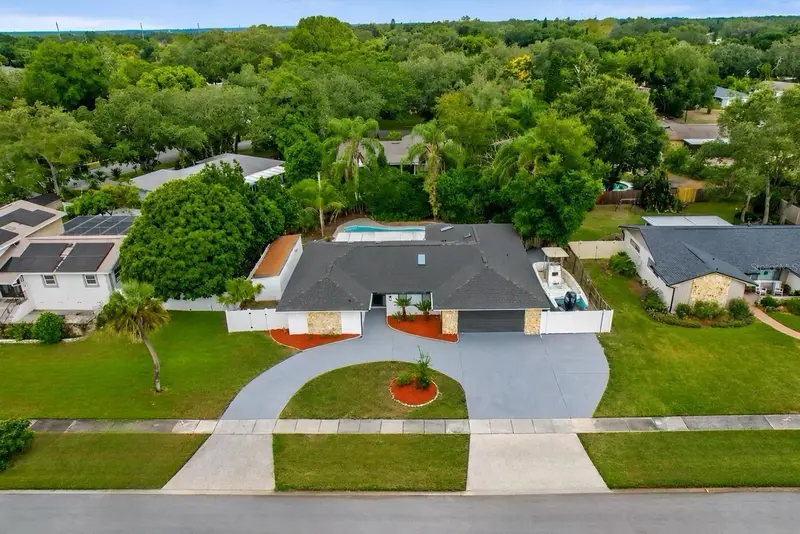 8241 Caraway Dr, FL