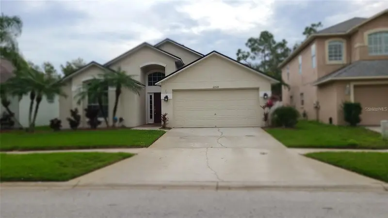 12518 Sparkleberry Rd, FL