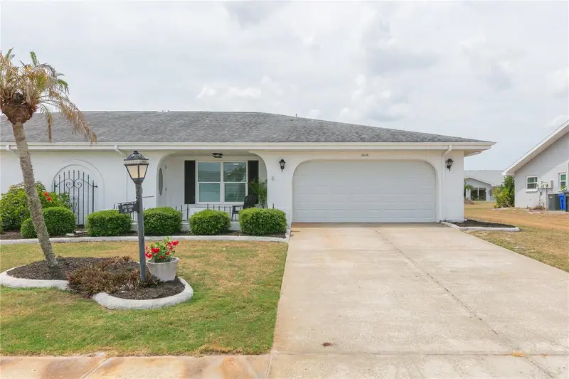 1616 Bentwood Dr, FL