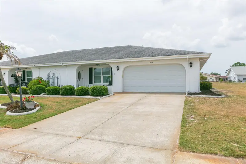 1616 Bentwood Dr, FL