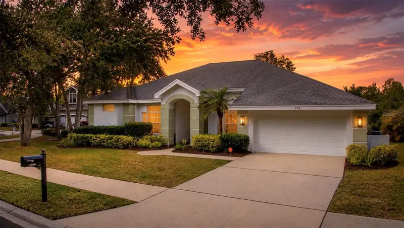 204 Water View Ct, FL