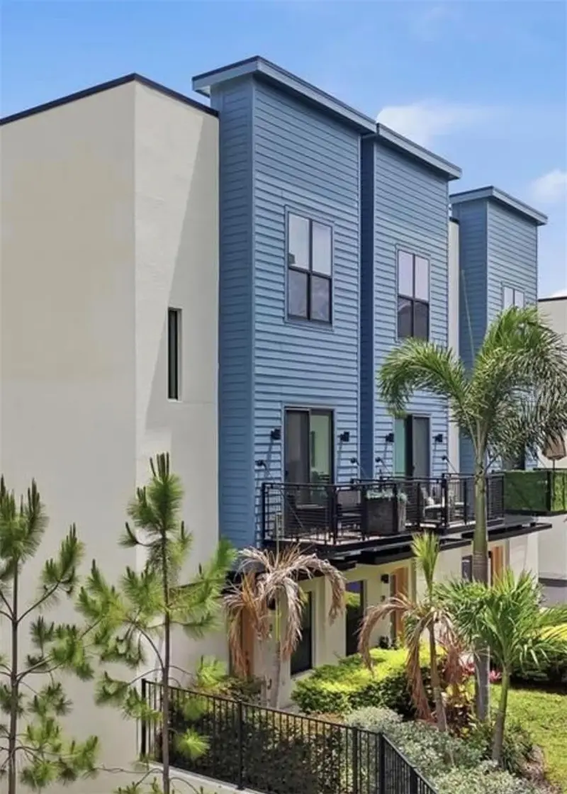 4810 W Mcelroy Ave #30, FL