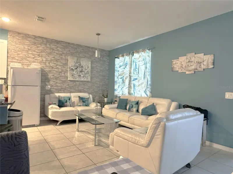 239 Tarpon Bay Blvd, FL