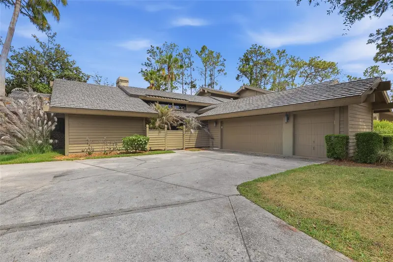 5344 Cobblestone Ct, FL