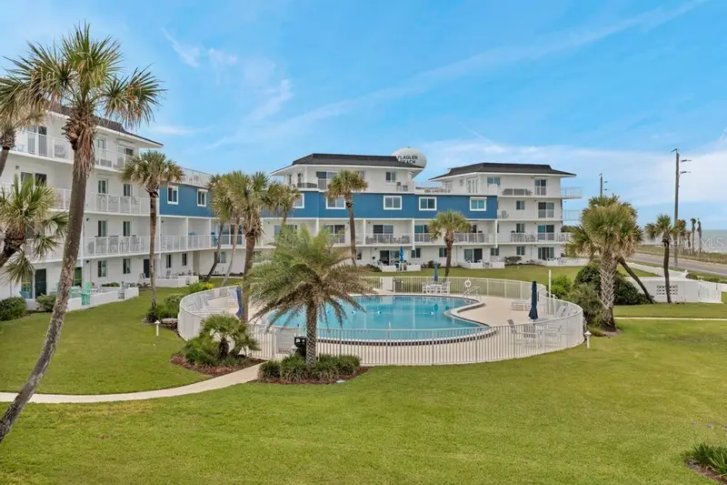 3510 S Ocean Shore Blvd #203, FL