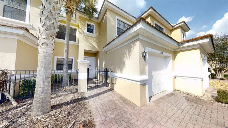 1370 Pacific Rd, FL