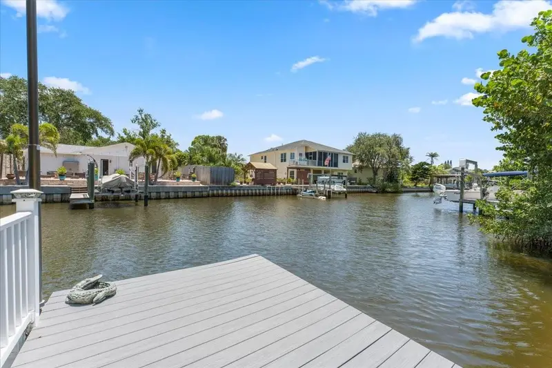 344 Crosswinds Dr, FL