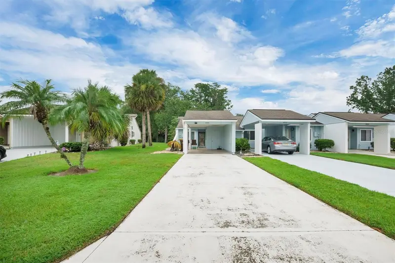 455 Prestwick Pl #455, FL