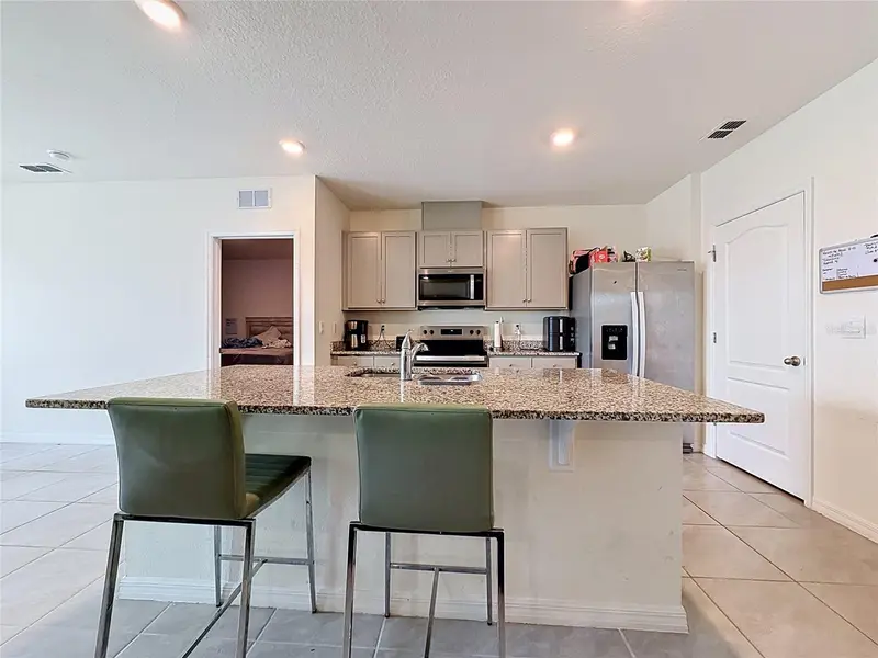 1880 Basenji Dr, FL
