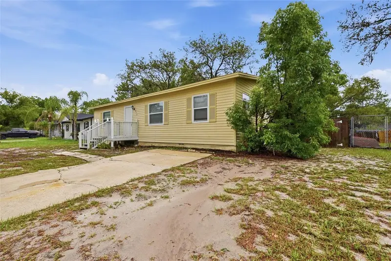 956 Osceola Trl, FL