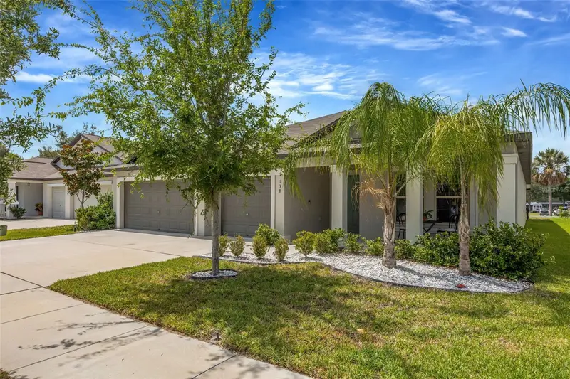 138 Rain Berry Ave, FL