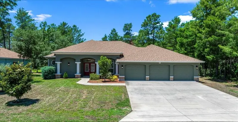 5 Saintpaulia St, FL