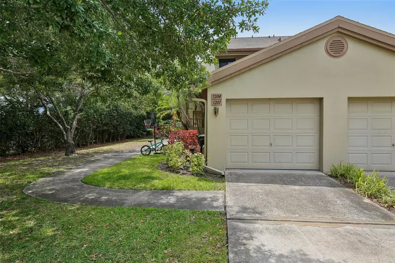 3058 Landmark Blvd #1204, FL