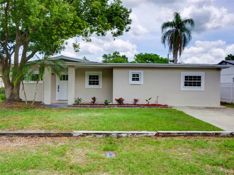 2709 Arc Dr, FL