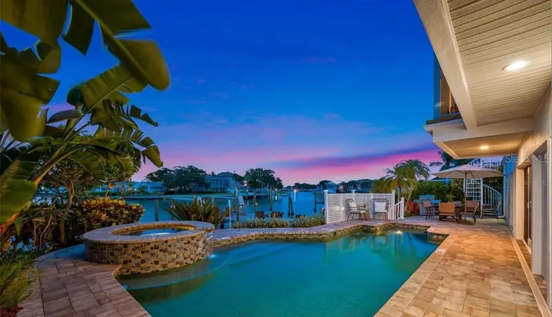 4545 Harbor Hills Dr, FL