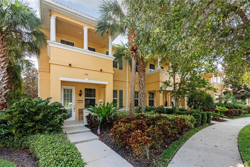3860 82nd Avenue Cir E #101, FL