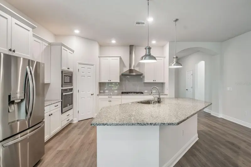 4384 Broad Porch Run, FL